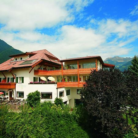 Hotel Haselried Tirolo Luaran gambar