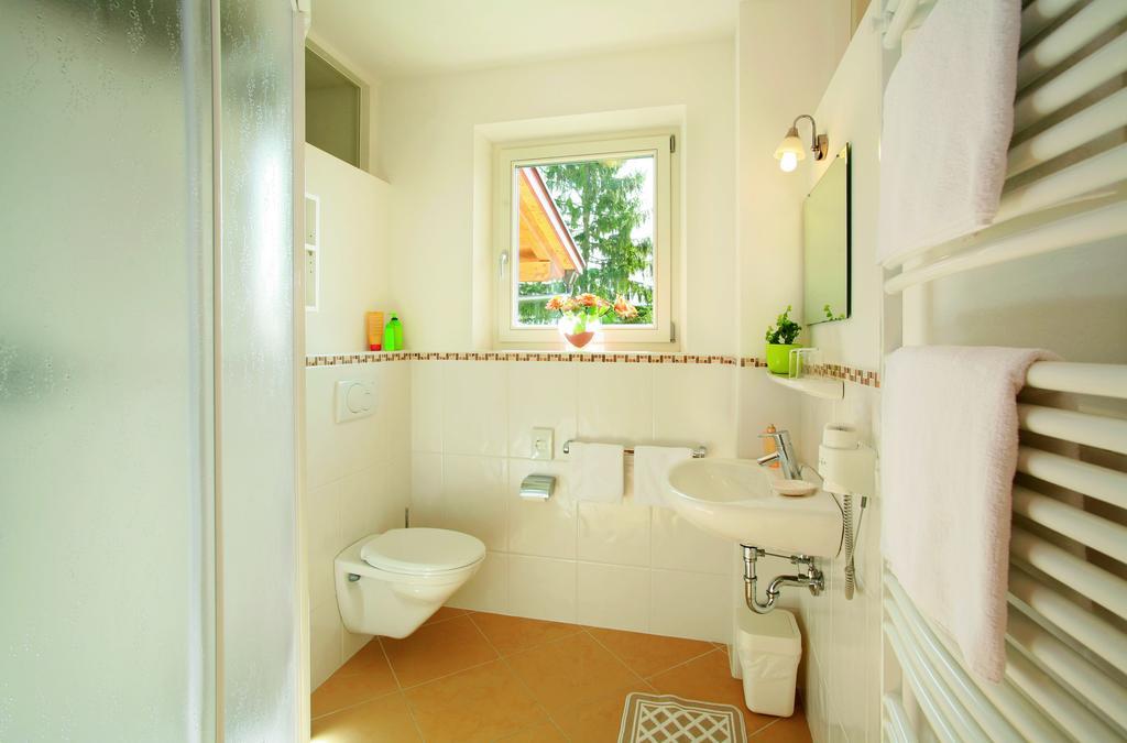 Hotel Haselried Tirolo Bilik gambar