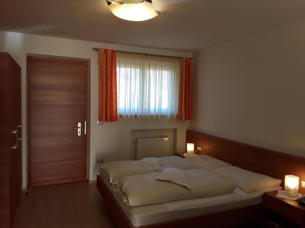 Hotel Haselried Tirolo Luaran gambar