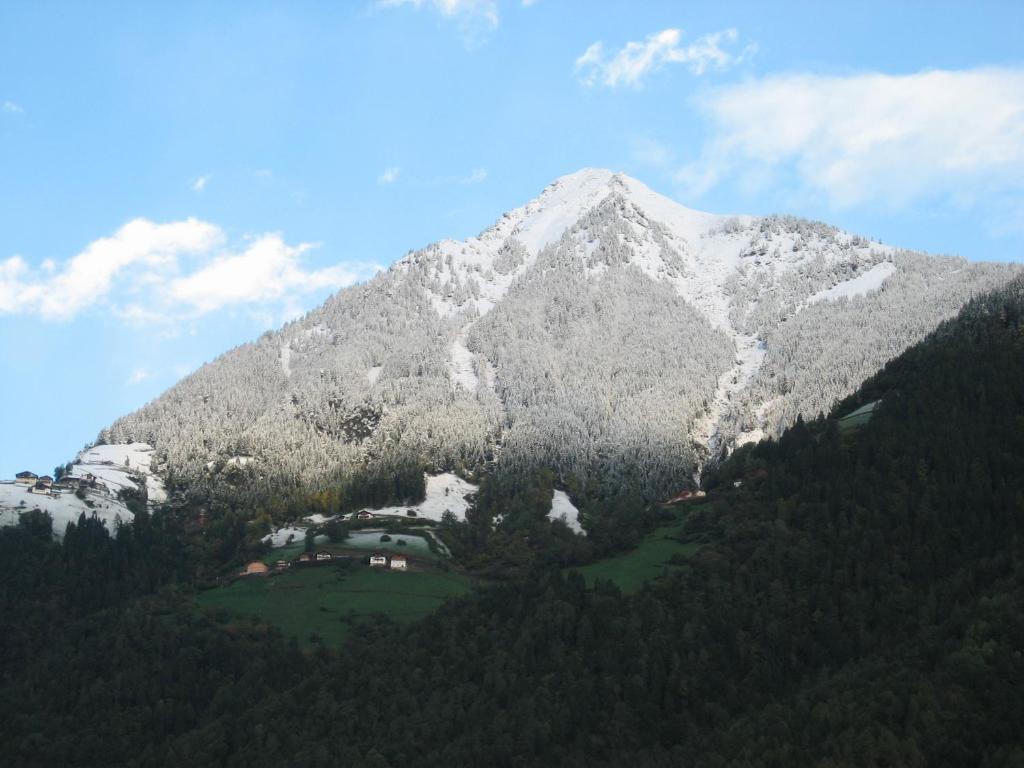 Hotel Haselried Tirolo Luaran gambar