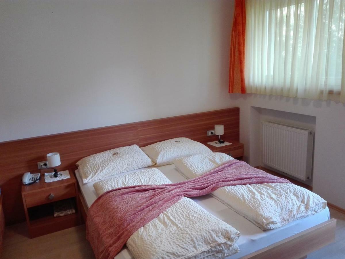 Hotel Haselried Tirolo Luaran gambar