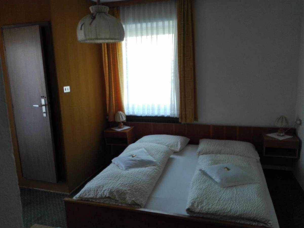 Hotel Haselried Tirolo Luaran gambar