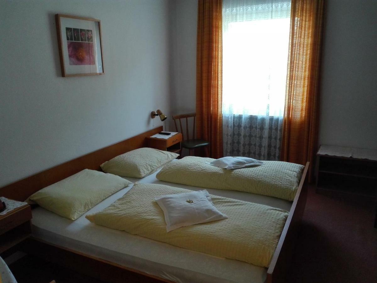 Hotel Haselried Tirolo Luaran gambar
