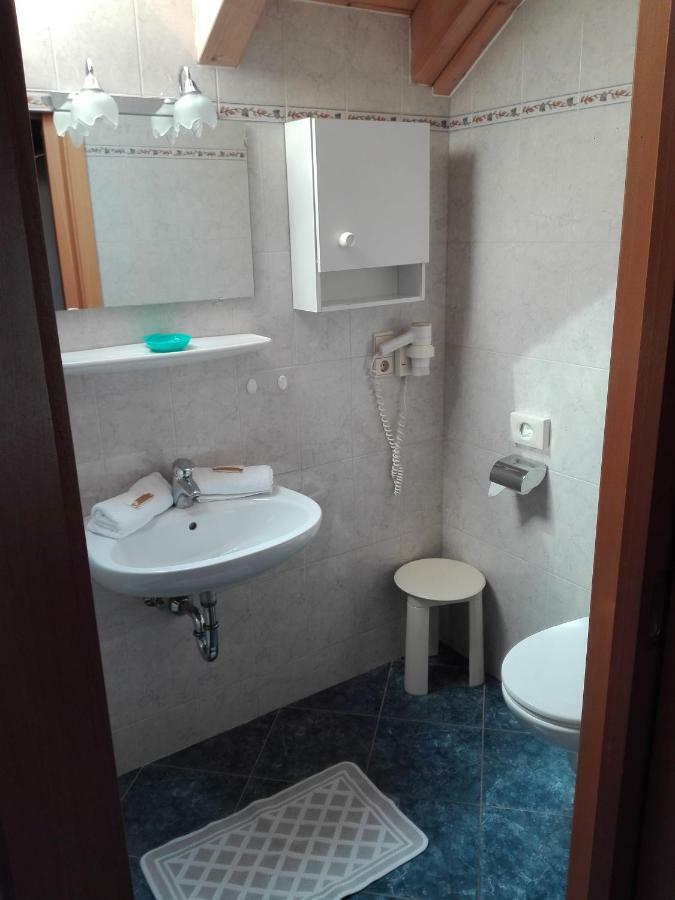 Hotel Haselried Tirolo Luaran gambar